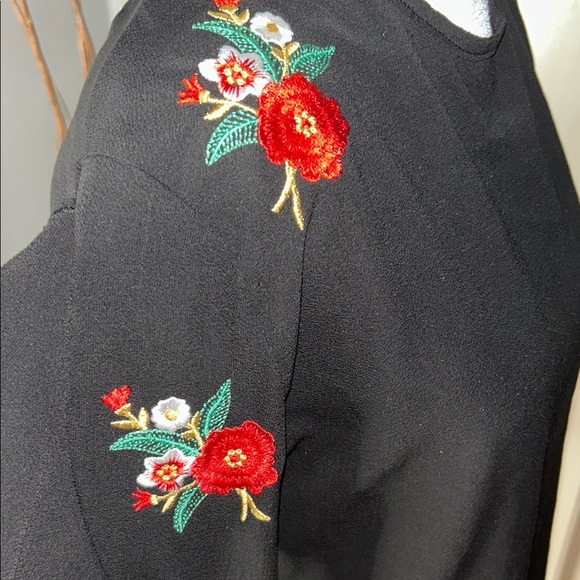 Red and Black Embellished Boxy Blouse - Picture 8 of 8